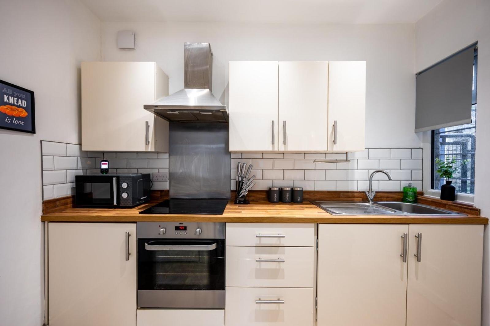Home In West Yorkshire, Close To Leeds City Center, Sleeps 3! Batley Luaran gambar
