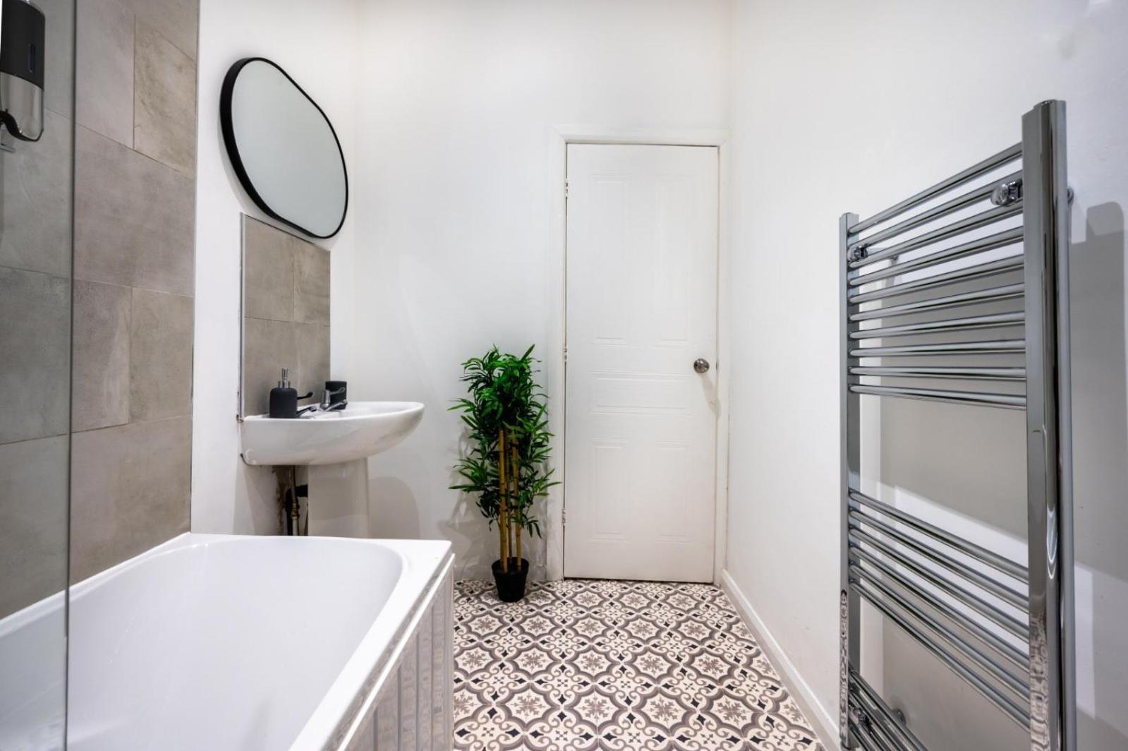 Home In West Yorkshire, Close To Leeds City Center, Sleeps 3! Batley Luaran gambar